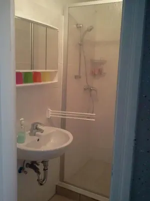 Ein Badezimmer in der Unterkunft Apartment Jannowitzbrücke