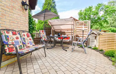 Ein Patio oder anderer Außenbereich in der Unterkunft Gorgeous Apartment In Berlin-Bohnsdorf
