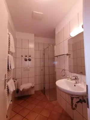 Ein Badezimmer in der Unterkunft Hostel VITA Berlin