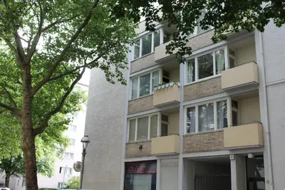 Das Gebäude in dem sich die Ferienwohnung befindet