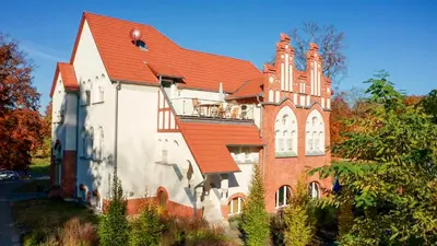 Das Gebäude in dem sich die Ferienwohnung befindet