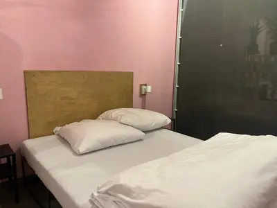 Ein Bett oder Betten in einem Zimmer der Unterkunft 36 Rooms Hostel Berlin Kreuzberg