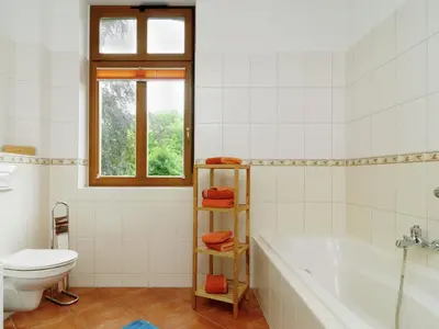 Ein Badezimmer in der Unterkunft Forest Retreat Near Berlin
