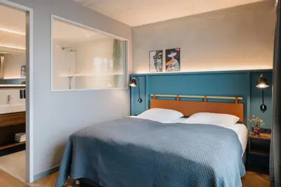 Ein Bett oder Betten in einem Zimmer der Unterkunft Downtown Apartments Mitte-Wedding