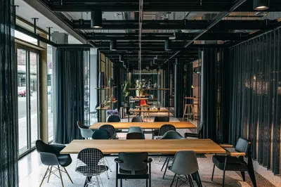 Ein Restaurant oder anderes Speiselokal in der Unterkunft aletto Hotel Potsdamer Platz