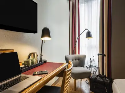 TV/Unterhaltungsangebot in der Unterkunft Mercure Hotel Berlin Zentrum Superior