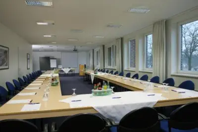 Der Geschäftsbereich oder Konferenzraum in der Unterkunft Stadthotel Oranienburg