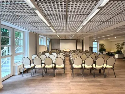 Der Geschäftsbereich oder Konferenzraum in der Unterkunft SensCity Hotel Berlin Spandau