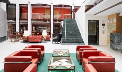 Ein Sitzbereich in der Unterkunft Living Hotel Großer Kurfürst