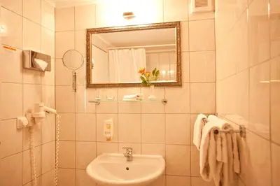 Ein Badezimmer in der Unterkunft Safestay Berlin Kurfurstendamm