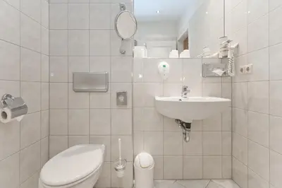 Ein Badezimmer in der Unterkunft Acom Hotel Berlin Kurfürstendamm