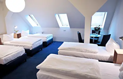 Ein Bett oder Betten in einem Zimmer der Unterkunft Hotel Transit Loft
