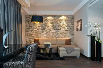 Ein Sitzbereich in der Unterkunft Hotel Palace Berlin