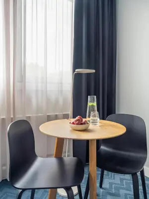 Ein Sitzbereich in der Unterkunft Numa Berlin Kudamm