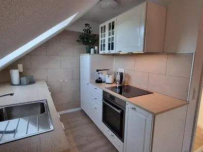 Küche/Küchenzeile in der Unterkunft Ferienwohnungen Springer in Schönefeld OT Großziethen div Apartments für bis zu 6 Personen