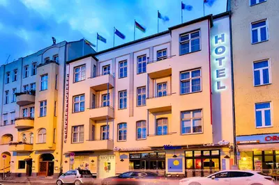 Das Gebäude in dem sich das Hotel befindet