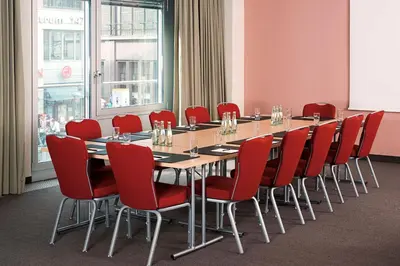 Der Geschäftsbereich oder Konferenzraum in der Unterkunft NH Collection Berlin Mitte Friedrichstrasse