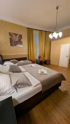 Ein Bett oder Betten in einem Zimmer der Unterkunft Hotel Pension Bella