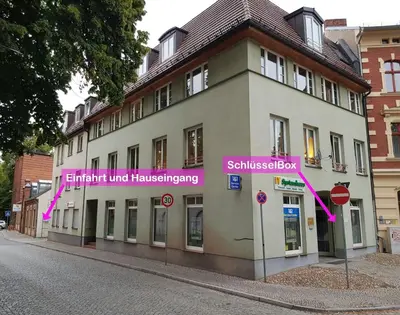 Das Gebäude in dem sich die Ferienwohnung befindet