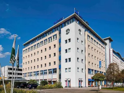 Das Gebäude in dem sich das Hotel befindet