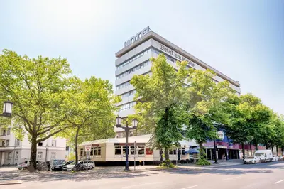 Das Gebäude in dem sich das Hotel befindet
