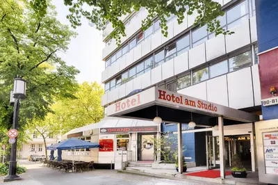 Das Gebäude in dem sich das Hotel befindet