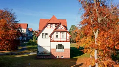 Das Gebäude in dem sich die Ferienwohnung befindet