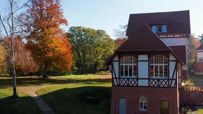 Ein Garten an der Unterkunft Parkresidenz Lychen Ferienwohnung 2