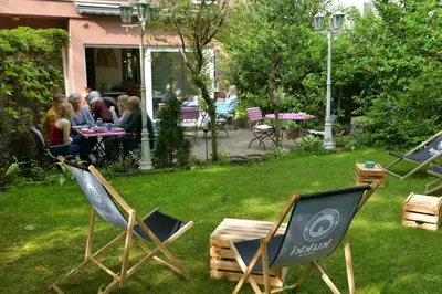 Ein Garten an der Unterkunft Hotel BIRGIT Berlin Mitte