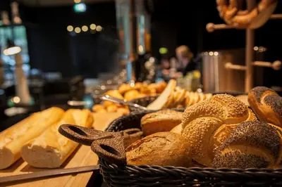 Essen im Hotel oder in der Nähe