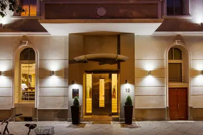 Eine Fassade oder ein Eingang zu Quentin Design Hotel Berlin
