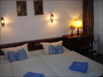 Ein Bett oder Betten in einem Zimmer der Unterkunft Hotel Novalis