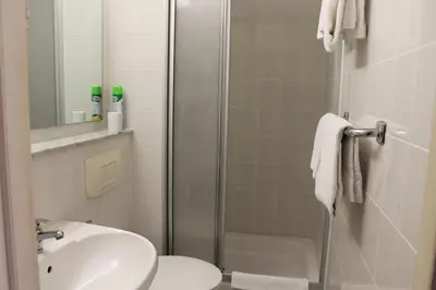 Ein Badezimmer in der Unterkunft Hotel Novalis