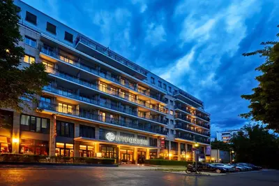 Das Gebäude in dem sich das Hotel befindet