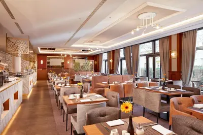 Ein Sitzbereich in der Unterkunft HYPERION Hotel Berlin
