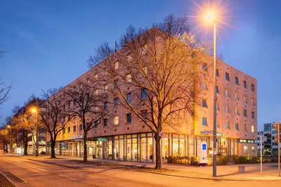 Das Gebäude in dem sich das Hotel befindet