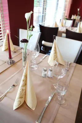 Ein Restaurant oder anderes Speiselokal in der Unterkunft Hotel Ascot Bristol