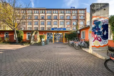 Das Gebäude in dem sich das Hotel befindet
