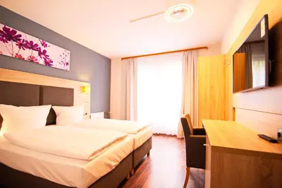 TV/Unterhaltungsangebot in der Unterkunft BlnCty Hotel