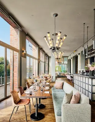 Ein Sitzbereich in der Unterkunft ABION Spreebogen Waterside Hotel Berlin