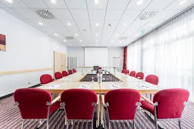 Der Geschäftsbereich oder Konferenzraum in der Unterkunft Holiday Inn Express Berlin City Centre by IHG
