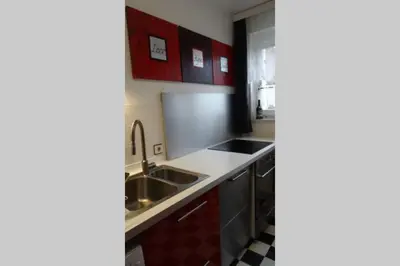 Küche/Küchenzeile in der Unterkunft Schöne, ruhige Wohnung in Berlin-Steglitz