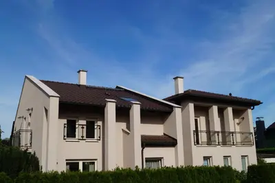 Das Gebäude in dem sich die Ferienwohnung befindet