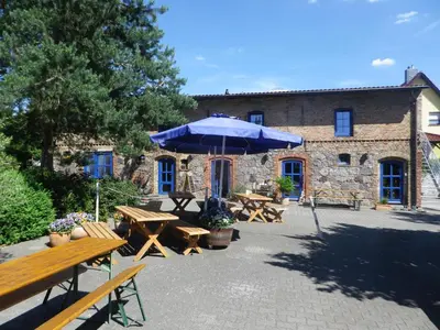 Das Gebäude in dem sich die Ferienwohnung befindet