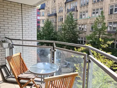 Ein Balkon oder eine Terrasse in der Unterkunft TopDomizil Apartments Checkpoint Plaza