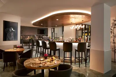 Getränke in der Unterkunft Classik Hotel Alexander Plaza