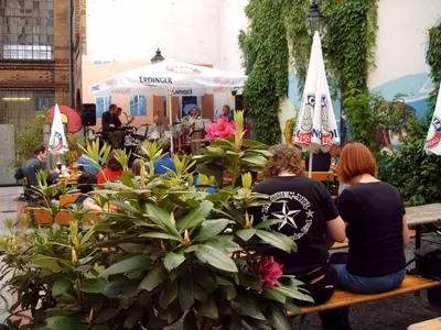 Gäste, die in der Unterkunft Steps-Hotel übernachten