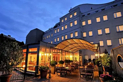 Das Gebäude in dem sich das Hotel befindet