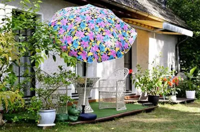 Ein Garten an der Unterkunft Bali Suite