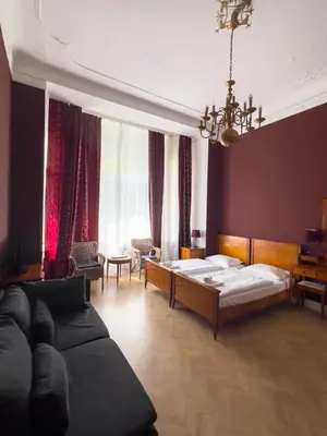 Ein Sitzbereich in der Unterkunft Hotel-Maison Am Olivaer Platz